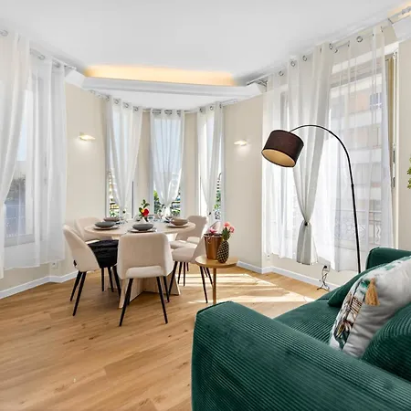 Luxueux - A 5mn Des Plages - Gr